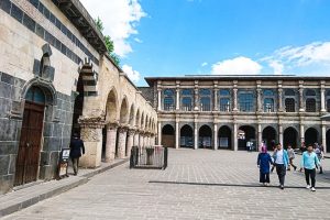 Diyarbakır Ulu Camii